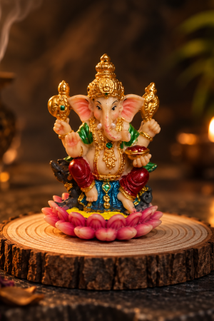 Estatua Mini Ganesha em resina colorida de 6 cm vista frontal